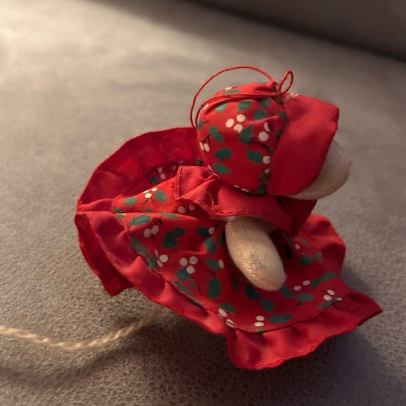 VTG RUSS BERRIE & CO. CHRISTMAS MOUSE & BONNET HOLLY DESIGNS 3 for $15 bundle - Picture 6 of 9